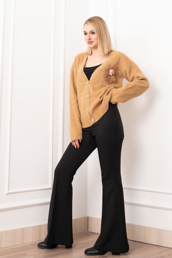 Flora Rose Gül Detaylı Sakal Yün Hırka 25301 STD Flora Rose Gül Detaylı Sakal Yün Hırka 25301 STD