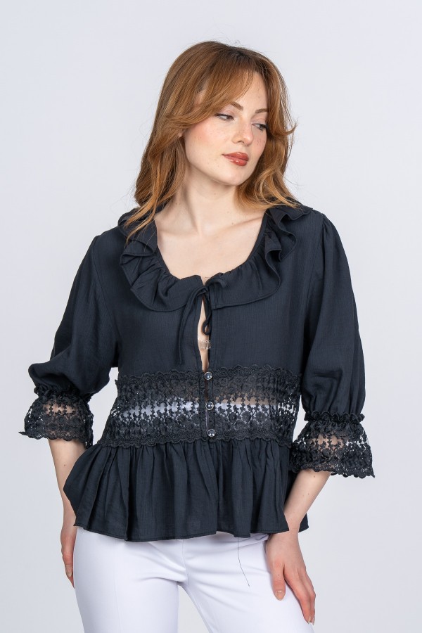 Lace Yaka Fırfır ve Bel Tül Dantel Detaylı Kadın Bluz Gömlek Lace Yaka Fırfır ve Bel Tül Dantel Detaylı Kadın Bluz Gömlek