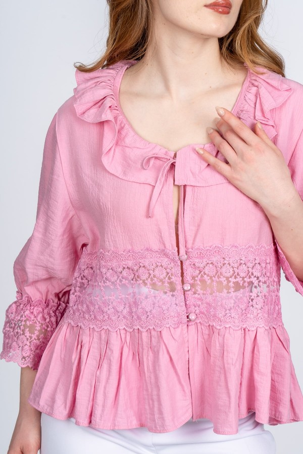 Lace Yaka Fırfır ve Bel Tül Dantel Detaylı Kadın Bluz Gömlek Lace Yaka Fırfır ve Bel Tül Dantel Detaylı Kadın Bluz Gömlek