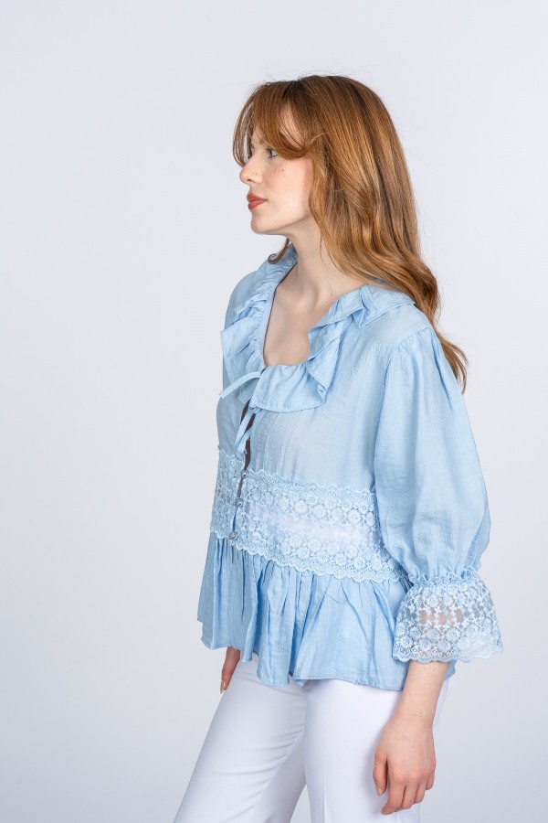 Lace Yaka Fırfır ve Bel Tül Dantel Detaylı Kadın Bluz Gömlek Lace Yaka Fırfır ve Bel Tül Dantel Detaylı Kadın Bluz Gömlek