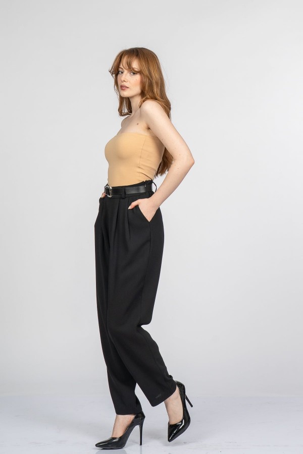 Monsere Beli Lastikli Yüksek Bel Dar Paça Kadın Pantolon Monsere Beli Lastikli Yüksek Bel Dar Paça Kadın Pantolon