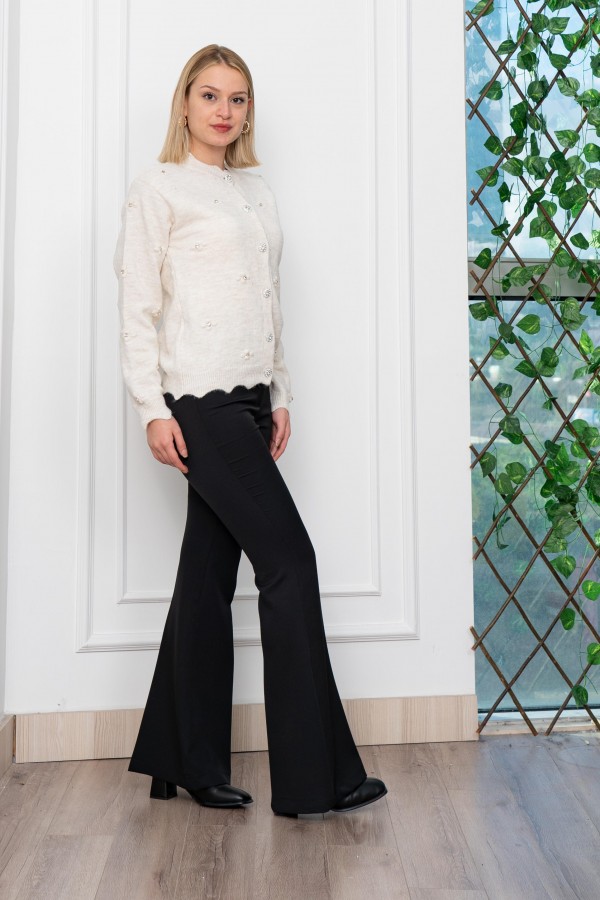 Trend Model Taşlı Yumoş Triko Hırka 25508 STD Trend Model Taşlı Yumoş Triko Hırka 25508 STD