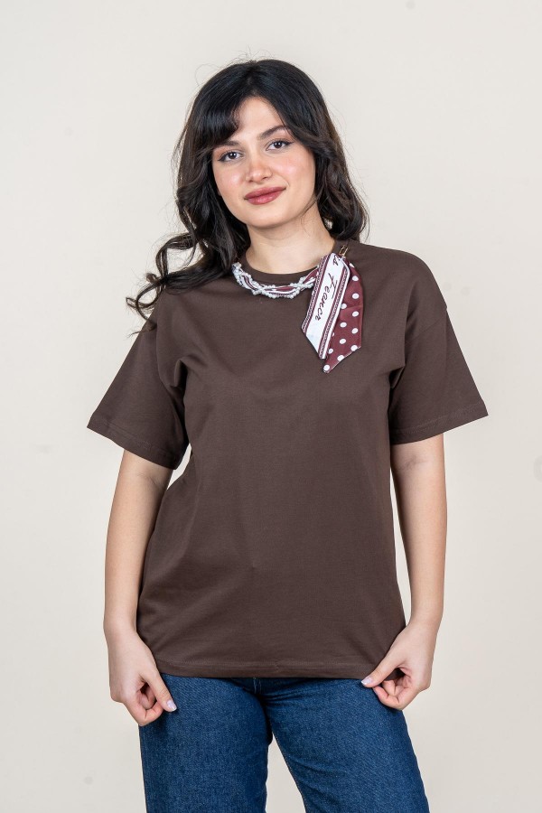 Yaka Fular Detaylı Penye T-shirt
