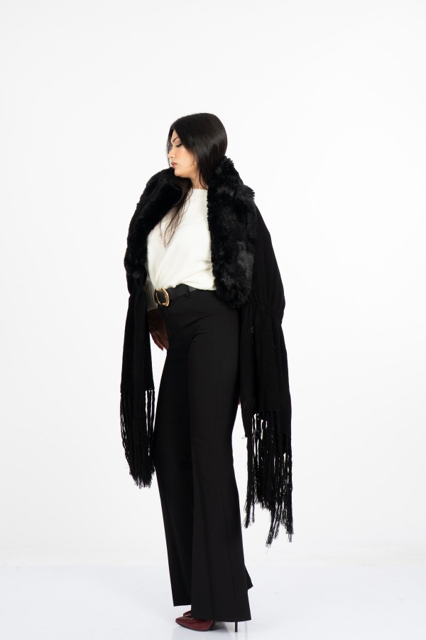 Yaka Kürk Peluş Deataylı Triko Şal 23705 STD Yaka Kürk Peluş Deataylı Triko Şal 23705 STD
