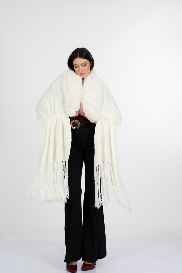 Yaka Kürk Peluş Deataylı Triko Şal 23705 STD Yaka Kürk Peluş Deataylı Triko Şal 23705 STD
